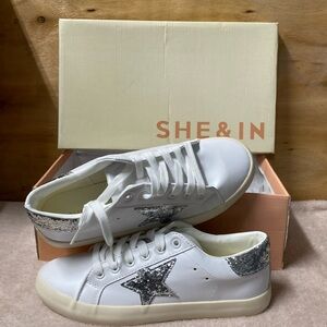 Starry glitter star detail white sneakers Brand New!!!